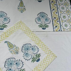 BED RUNNER & CUSHION COVER SET