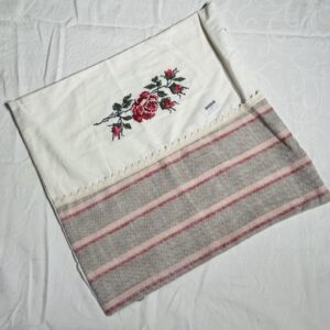 16 *16 CUSHION COVER